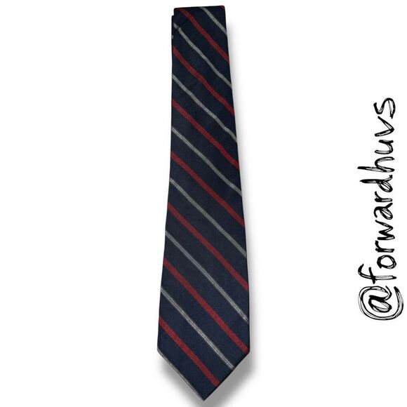 Christian Dior Neck Tie – Diagonal Stripe Design – 56” x 3.25” - Picture 7 of 8